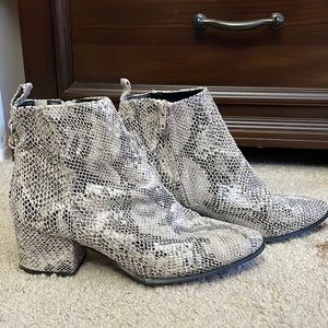 Womens Booties